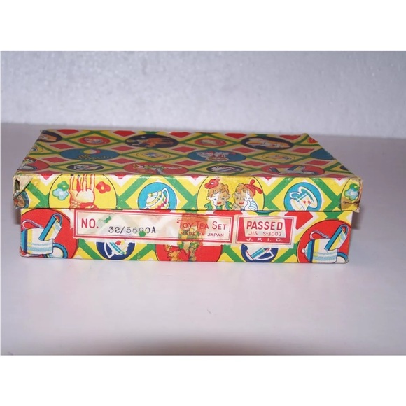 Made in occupied 1940’s Japan child’s porcelain tea set with original box! - Picture 12 of 12